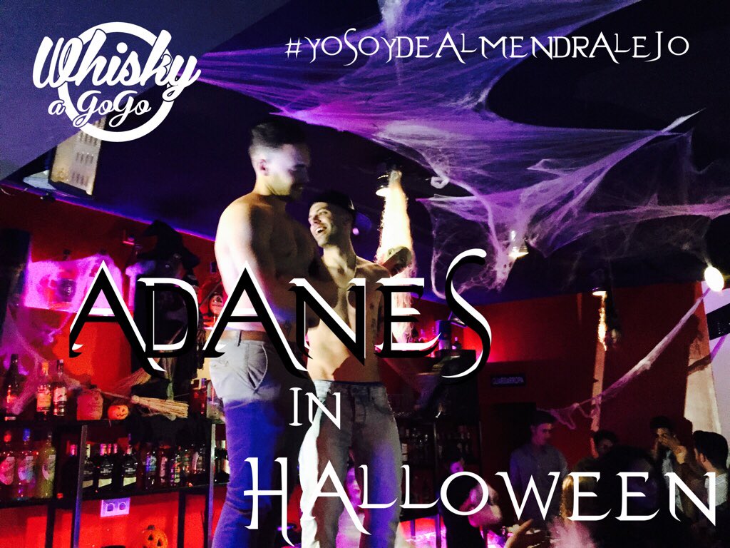 Whisky_a_GoGo_'s tweet photo. #HAZ RT y GANA: Botella+Cachimba.
#HALLOWEEN+HarlemShake+VIDEOtradicional.
#Decoración+Regalos.
#COPAS1€TodaLaNoche. https://t.co/r2MovUKh1F