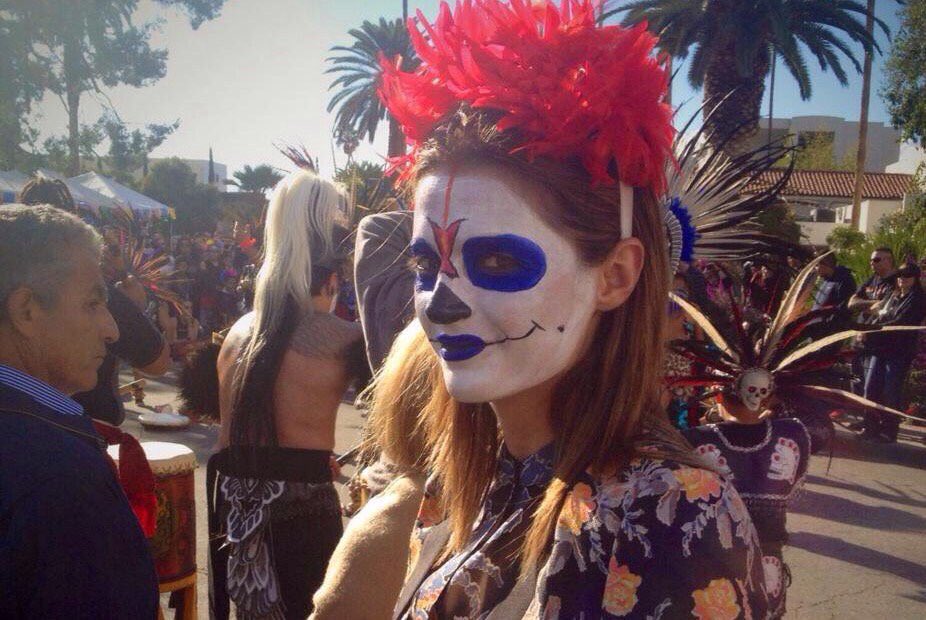Frameverymoment's tweet photo. Stana and Nathan are always Halloween af https://t.co/uts3E6GlCn