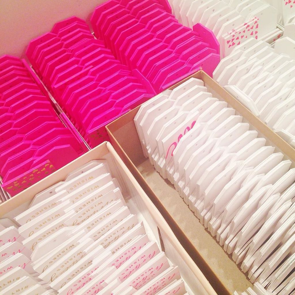 Fig2Design's tweet photo. Loads of tags counted and ready to be packaged. #fig2cheer #aCreativeDC https://t.co/Cx2pgNx3cs https://t.co/FLOV7FcWhD