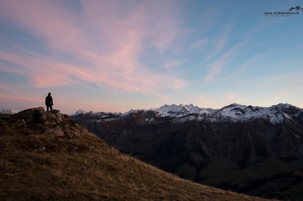roger_lu_foto's tweet photo. "feel free" sunset hike #sörenberg #Switzerland #a7r2 @IL_Switzerland @schweiz @poi_switzerland @MySwitzerland_e https://t.co/sOAUys4sd0