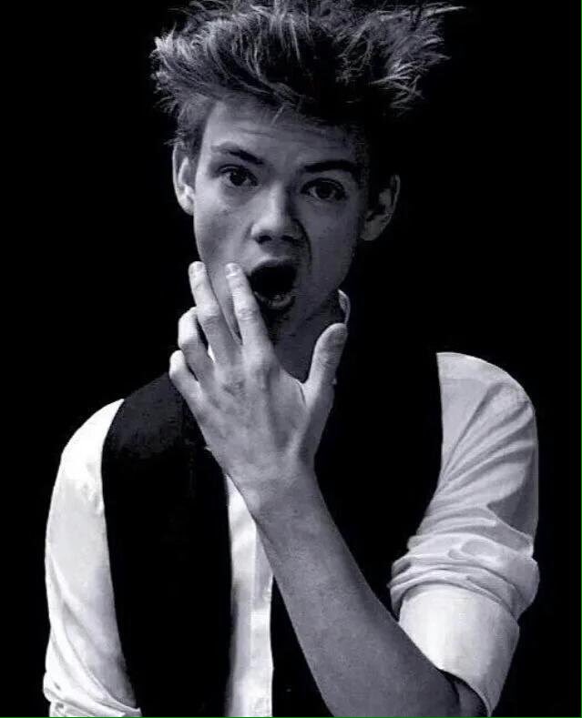 low quality thomas (@lowquaiitytbs) on Twitter photo 