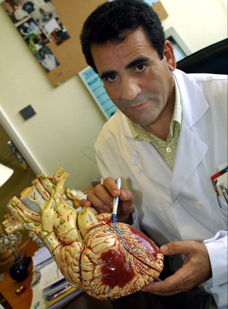 JoelleCottenye's tweet image. Salem #Kacet :1humaniste et médecin engagé avec lequel je prenais plaisir à échanger, partager #Hommage @CHRU_Lille