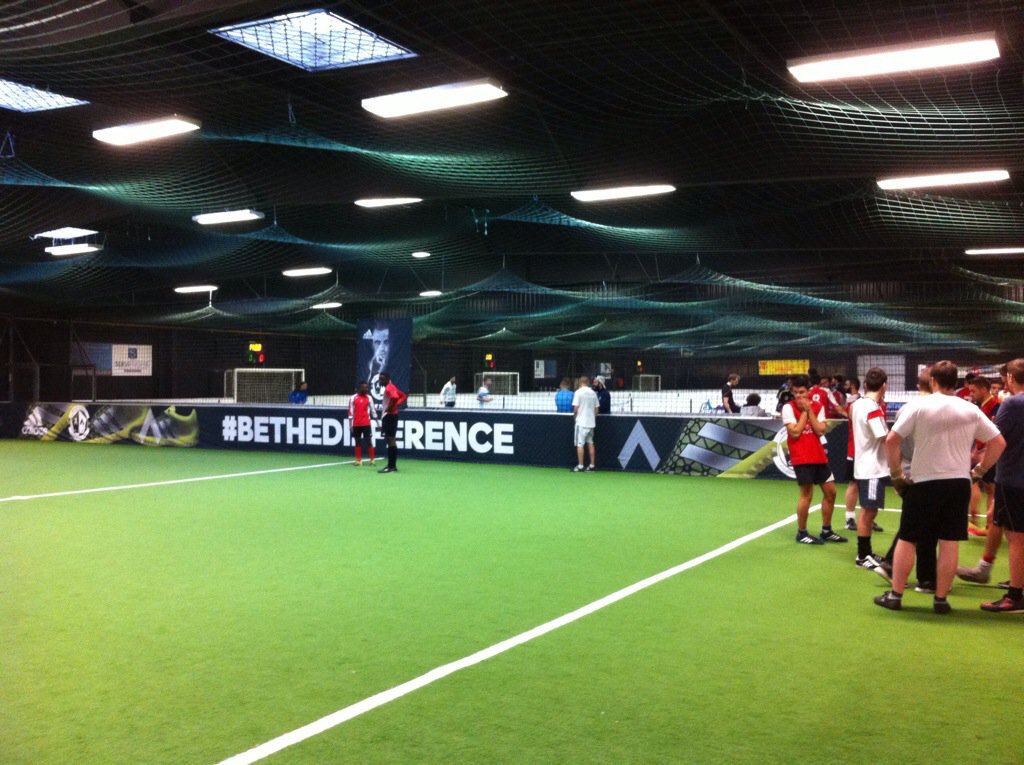 Lo_Lipari's tweet photo. WE #UnitedPlayers = 10 étapes @GalaxyCup #AllFoot5 ⚽️ J-15 Finale à Paris #ArenaFuture #BeTheDifference 👏 TeamUP 💪 https://t.co/XQ8iV986sl