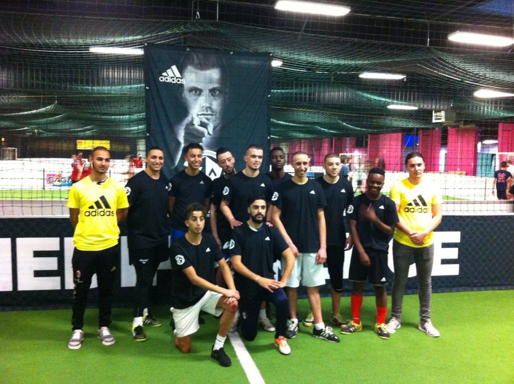 Lo_Lipari's tweet photo. WE #UnitedPlayers = 10 étapes @GalaxyCup #AllFoot5 ⚽️ J-15 Finale à Paris #ArenaFuture #BeTheDifference 👏 TeamUP 💪 https://t.co/XQ8iV986sl