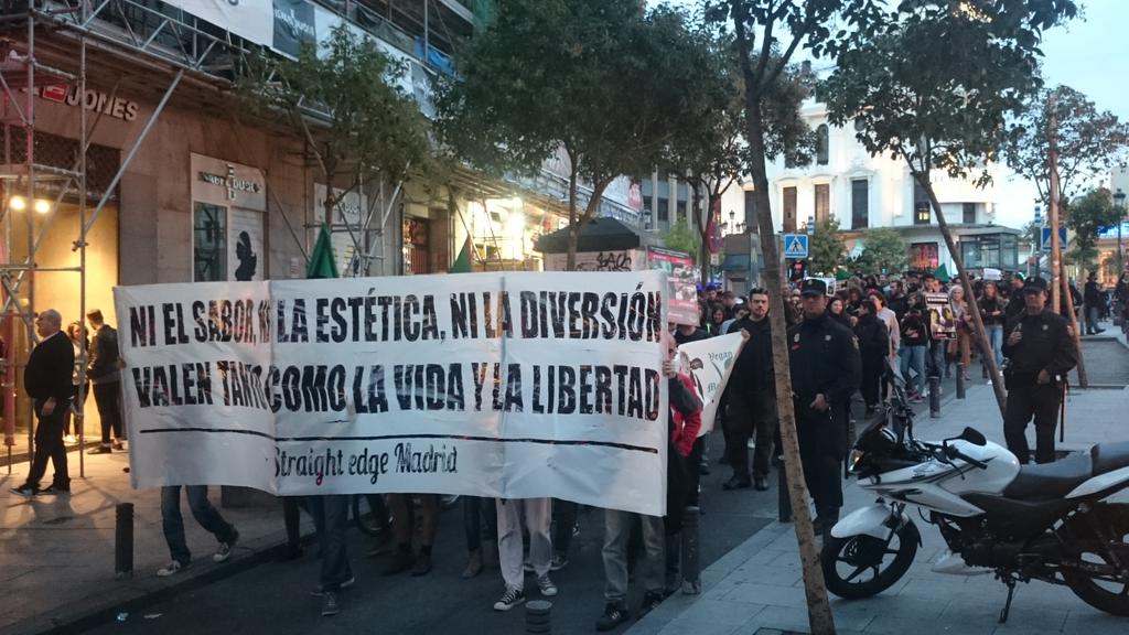 STRAIGHTEDGEMAD's tweet photo. Llegando a sol https://t.co/Mff33TJo8q