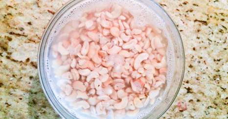 rambledept's tweet image. Homemade cashew milk—it's perfect for mixing in smoothies or as a dairy substitute #vegan bit.ly/1RHlf2C