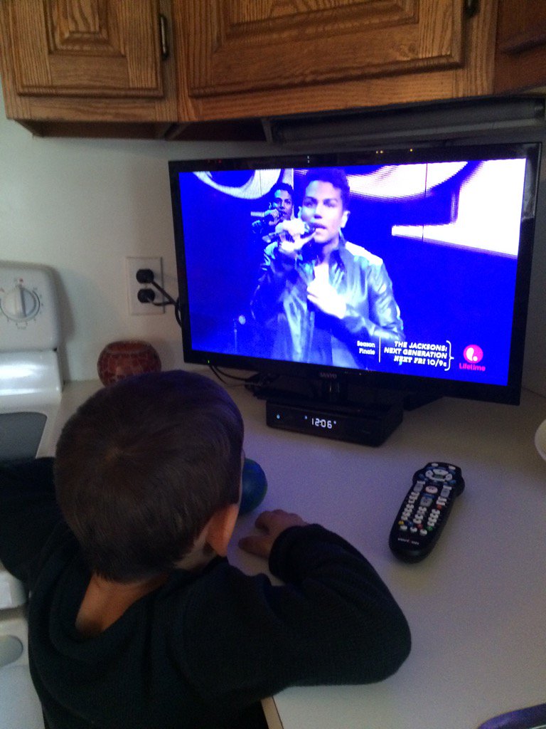Mjforever1959's tweet photo. My baby β€οΈs 3T, Keeping the legacy alive! #JacksonMagic #JacksonsNextGen @tjjackson @tarylljackson @tajjackson3 https://t.co/VJ9HBJhkPw