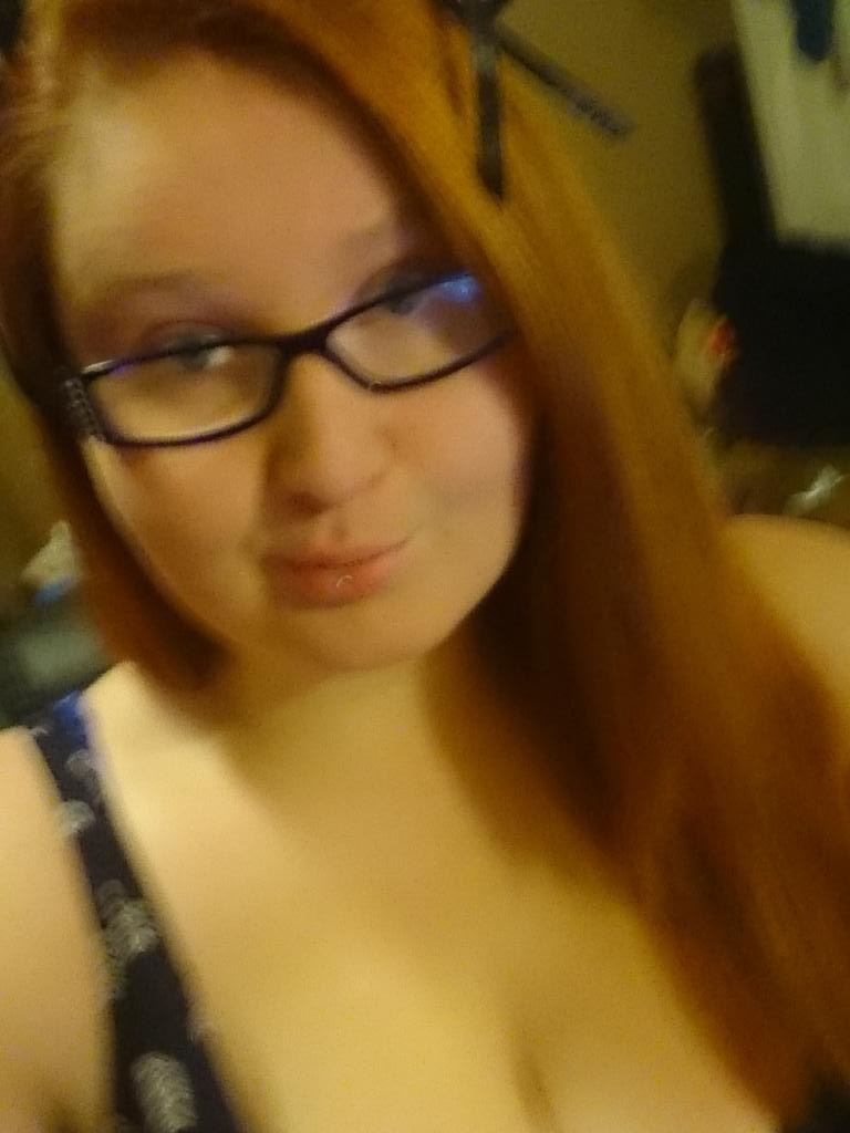 Comicfanbbw's tweet photo. Live on #cam4 https://t.co/P4eKTijth7 #curvy #bigtits https://t.co/IGWva2bi2M