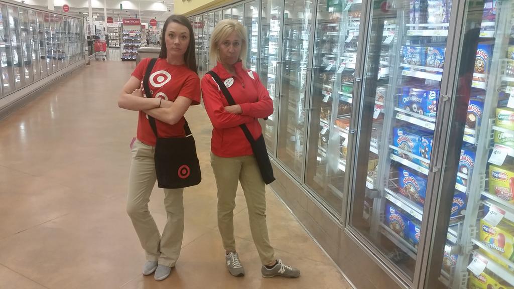 TargetTrent's tweet photo. We take service serious here at #thegreat1788 @lewmeg2 @TargetDeidi https://t.co/YdavH1zw1r
