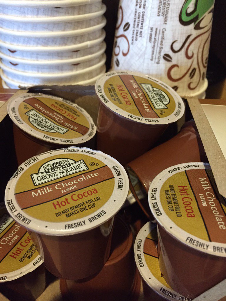 MarkReiswig's tweet photo. Hot chocolate in the Catalyst Bookstore! #mustbenovember #catalystaz @CatalystPHX https://t.co/B3ToYrkpyj