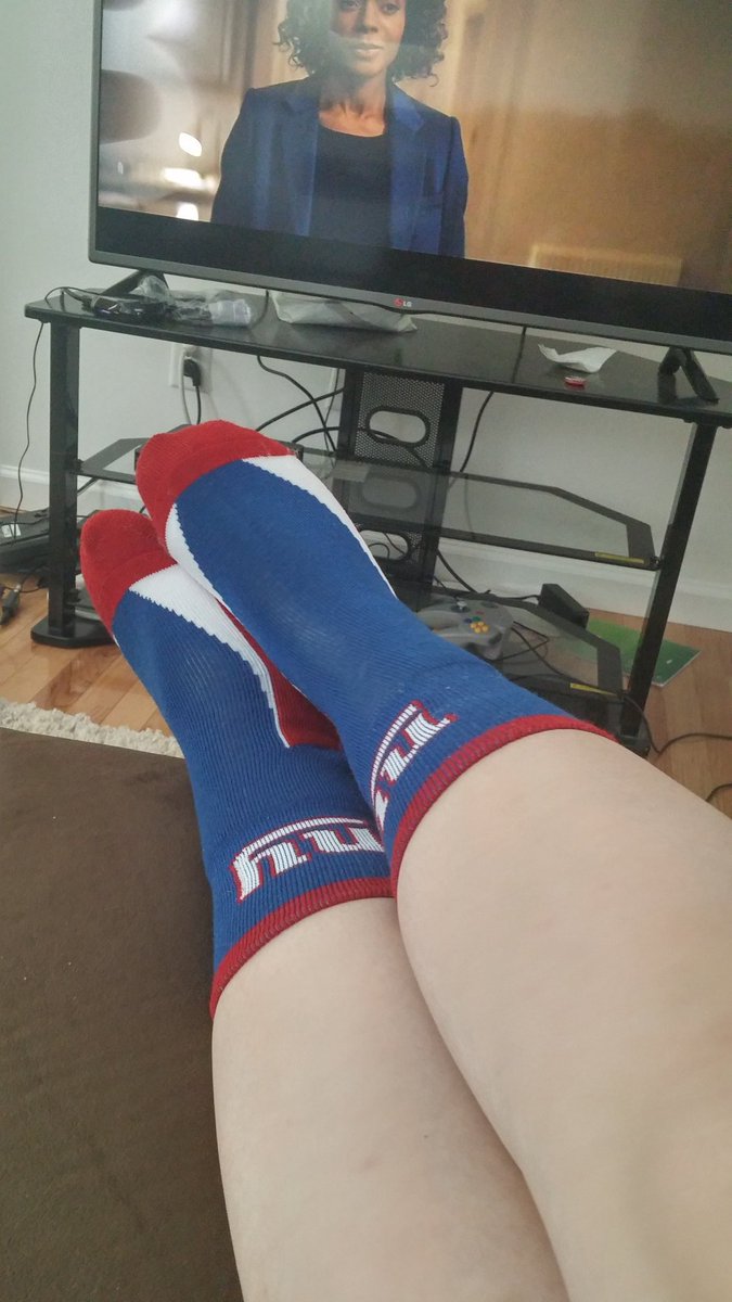 jwheels91's tweet photo. Come on game time! Got some new socks to wear. #NYGvsNO #nygiants @Giants @Giants360 https://t.co/WNsBKFVtNj