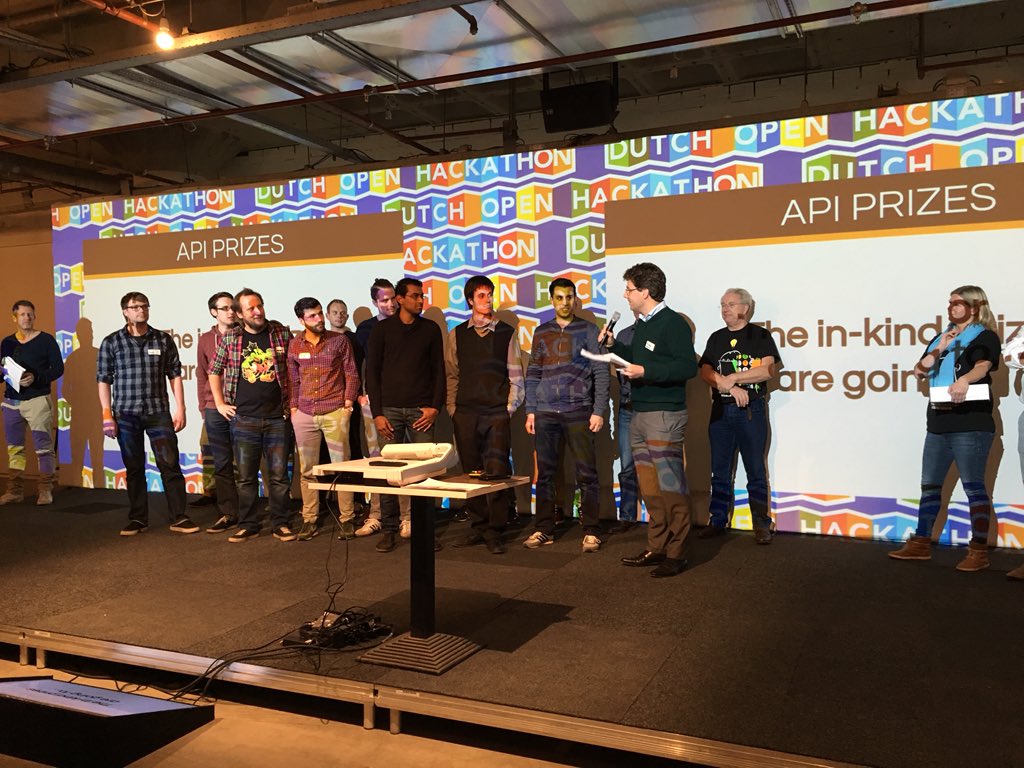 The first winners are the teams that were picked by the DOH API partners. #dutchhack15