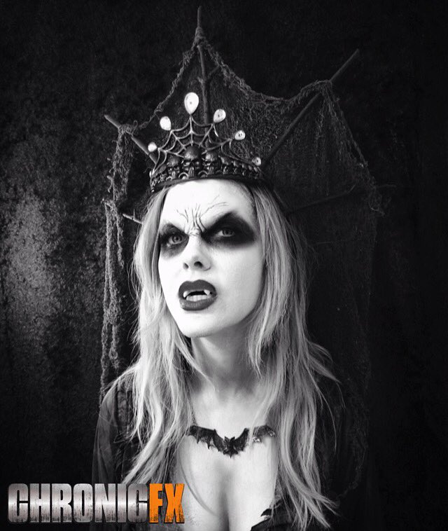 ChronicFx's tweet photo. Vampire queen makeup by @sam_chronic using @ppiproducts @mostlydead_com #spfx #spfxmakeup #chronicfx #vampire https://t.co/YWo64P2xP9