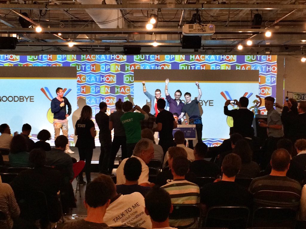 En de hoofdprijs is voor #HelloGoodbye! Gefeliciteerd! #dutchhack15