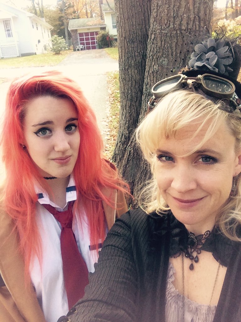 erika_proctor's tweet photo. Yesterday's HalCon Adventure #halifax #halcon #halcon2015 #streampunk #anime #realtordayoff https://t.co/WBnjy1grhL