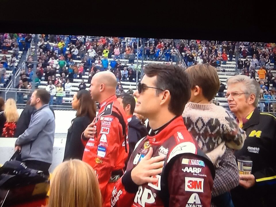 cc49ers's tweet photo. .@JeffGordonWeb during the national anthem before the race at @MartinsvilleSwy.  
#Team24
#JeffGordonNation https://t.co/SUKVQFVOWK