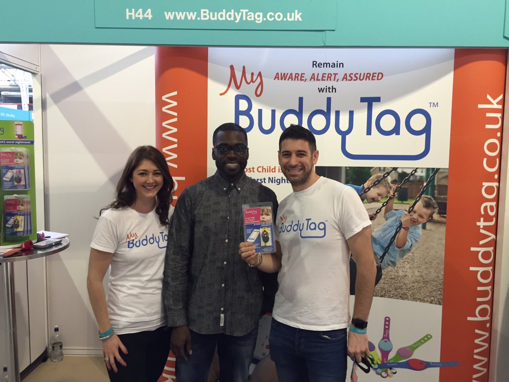 BuddytagUK's tweet photo. Crazy week @TheBabyShow with @GadgetShowLive now for @TheoPaphitis #helpkeepkidssafe with @BuddytagUK child safety https://t.co/2nhArKAEkT
