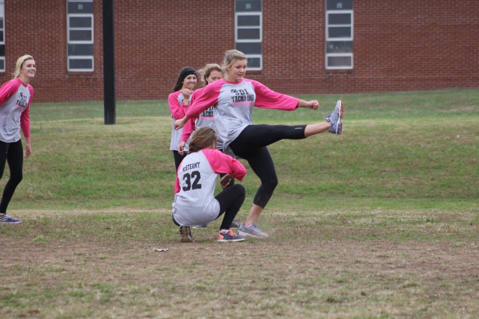 SubDebI's tweet photo. Some action shots from yesterday's game🏈🏈🏈 https://t.co/cItTxLABL0