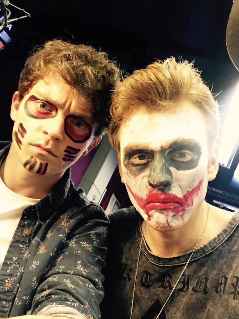 TheVampsTristan's tweet photo. https://t.co/lidplugzRa