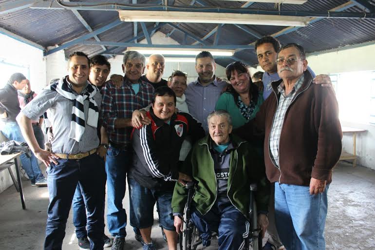 grandemerlo's tweet photo. Gustavo Menéndez se reunió con la comisión directiva del Club Social y Deportivo Parque San Martin. https://t.co/neUdOyFlhV