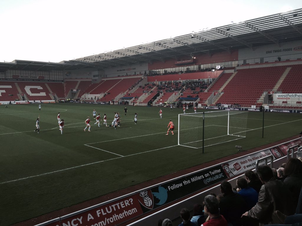 JonMaloney9's tweet photo. Brilliant day at the @ContiUK Women's cup final today. Such an exciting time for women's football #topfinal https://t.co/zyiotTHw4t