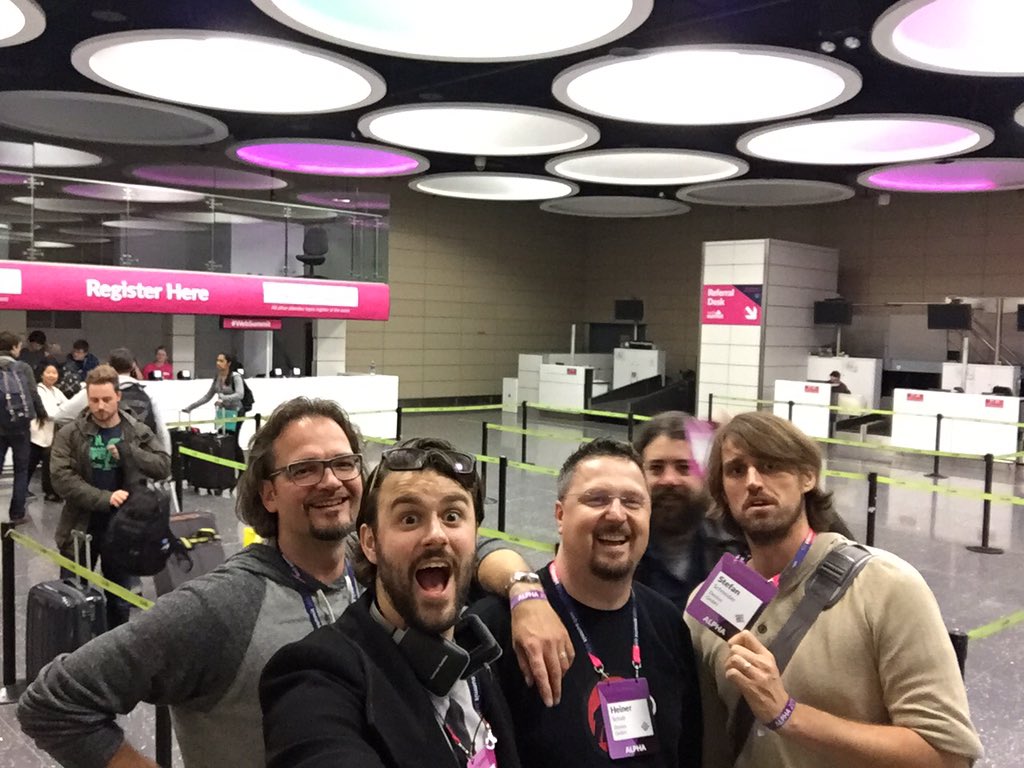 startliveatwork's tweet photo. #websummit #CheckIn guys we can't wait for #pitchslapping A good ride, flight or time warp to all of ya. See ya soon https://t.co/mTqs5r1iA7