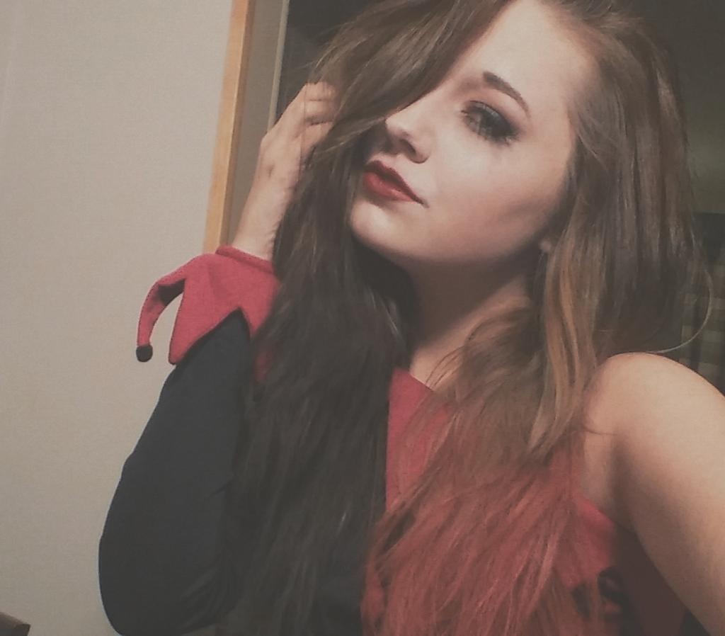 hammanerica's tweet photo. Halloween was hype 🎃💯🚬 https://t.co/IoSSWZ3NYk
