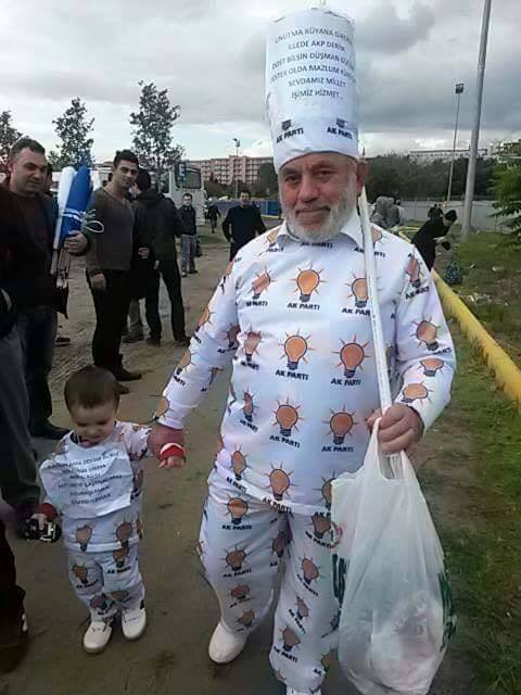 KurtissDonalddd's tweet photo. Akp baktı kaybedecek devreye büyücülerini soktu. Kendileri bile %49 beklemezken bu oyu almalarının sebebi bu adam https://t.co/nfzIQluHJq