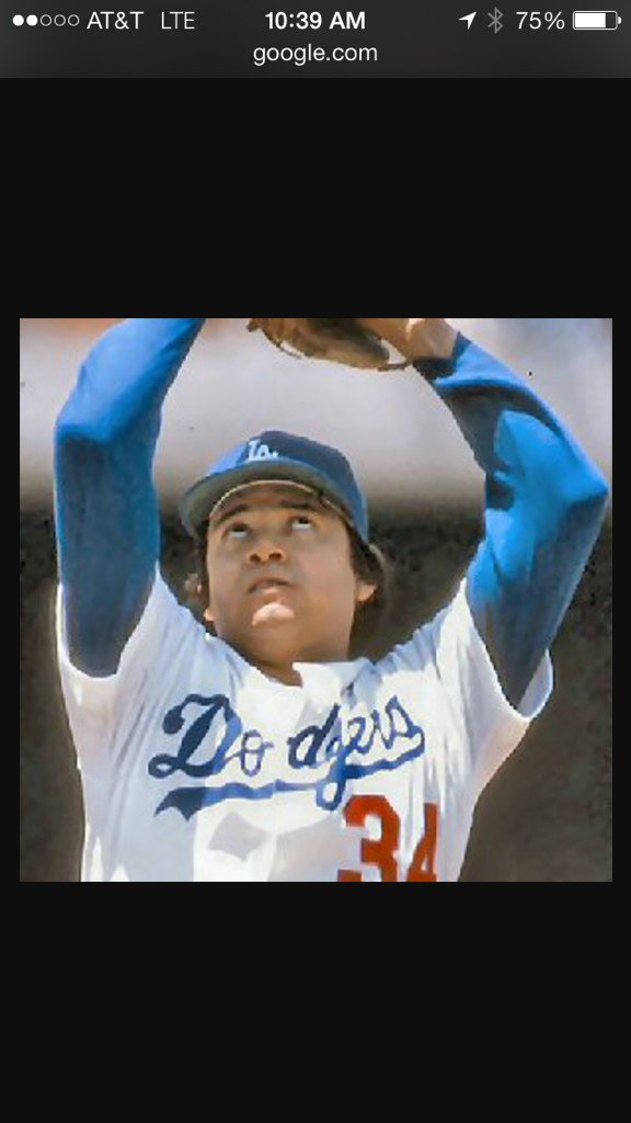 Feliz cumple Fernando Valenzuela! pa siempre.  happy birthday  