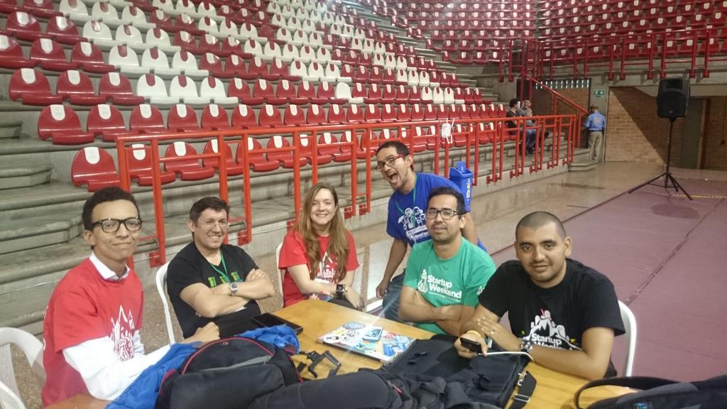 FelipeMKW's tweet photo. Disfrutando la plática con los mentores en #SWTurismo https://t.co/ejerhMFAVc reicek