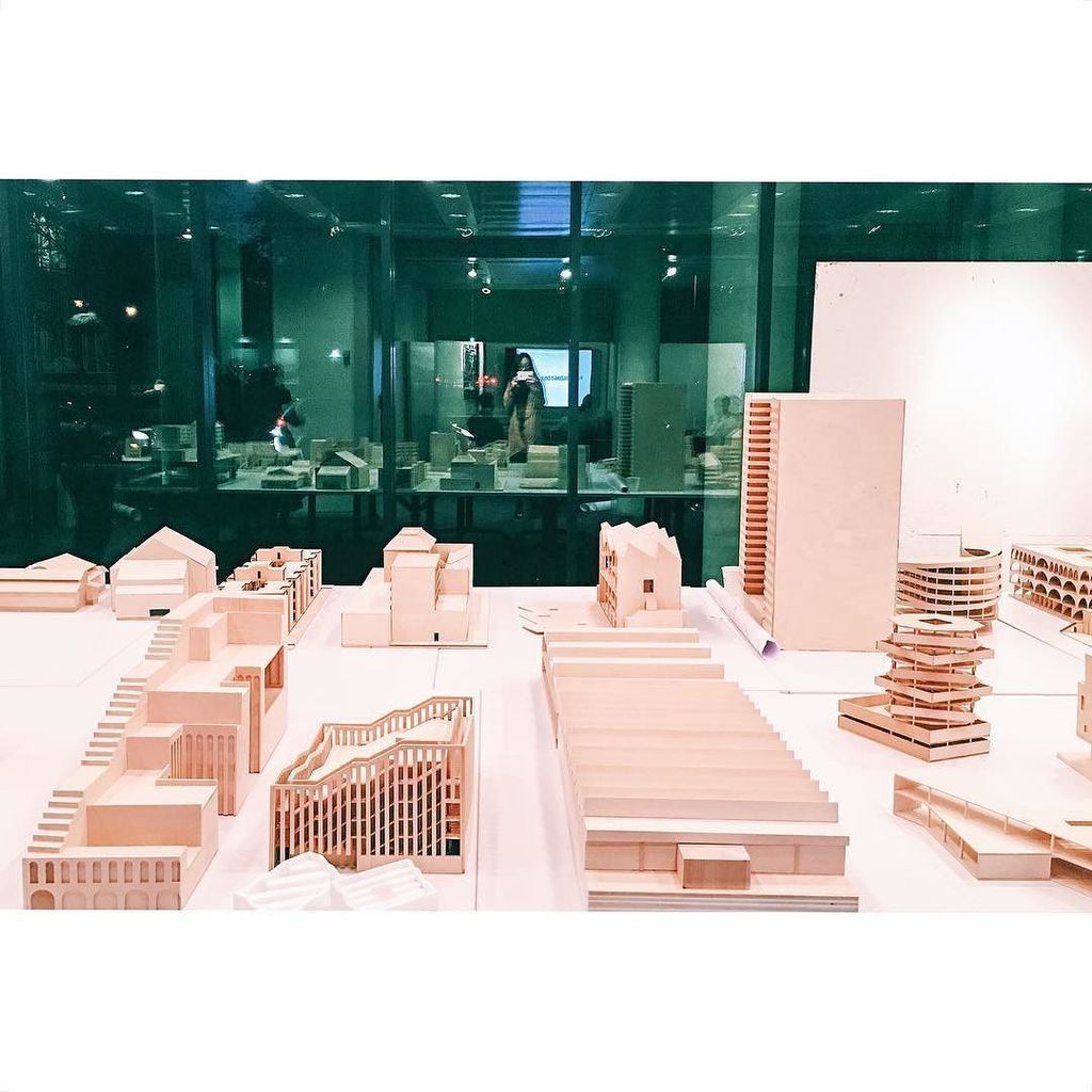 next_architects's tweet photo. #nextarch by @shiyao_0805 https://t.co/pddlSYDDdE #NEXT_TOP_architects " Midterm! #building #for #fashion ! #havef… https://t.co/scMgKsTgkf