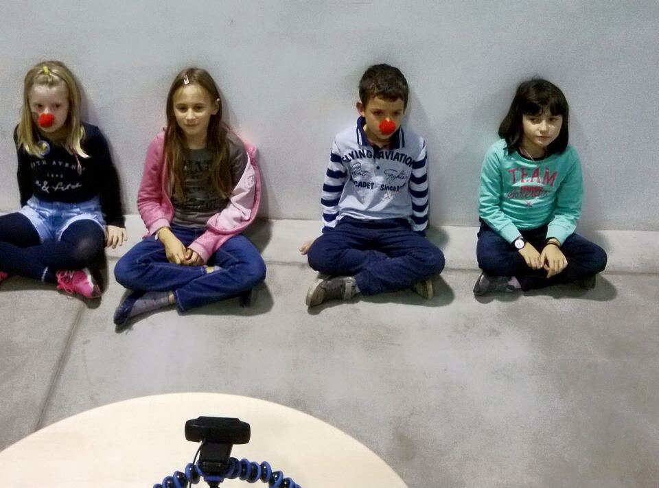 INVIDEO_Fest's tweet photo. Ecco alcune foto dal workshop per bambini di oggi @FDVLAB durante #Invideo2015 a cura di @MilanoFilmNet https://t.co/NsmIKitTtG