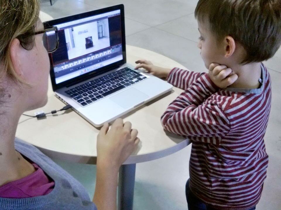 INVIDEO_Fest's tweet photo. Ecco alcune foto dal workshop per bambini di oggi @FDVLAB durante #Invideo2015 a cura di @MilanoFilmNet https://t.co/NsmIKitTtG