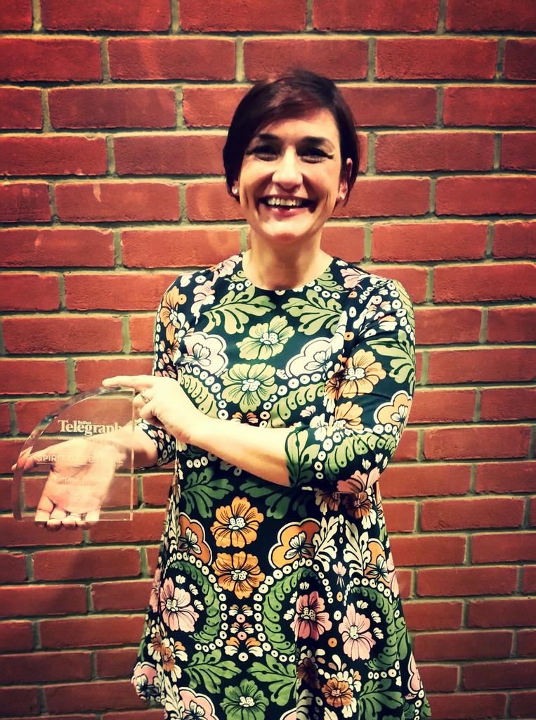 BelfastFestival's tweet photo. Emma Jordan from @prime_cut awarded the @BelTel  Spirit of Festival Award #belfest https://t.co/5ka8KAiMo7