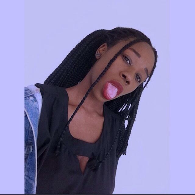 jsuisfroid's tweet photo. #modelsgotjuice girl https://t.co/PnVXTenTzc