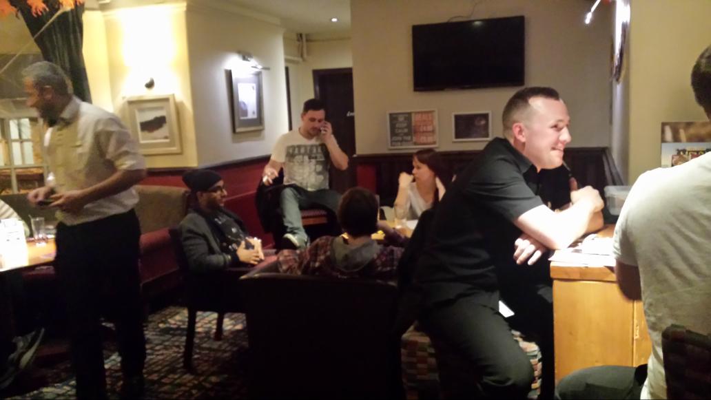 TTNWsalesstars's tweet image. Menu cook off and lock in mark 2 , teams working on charity events, tasty rewards n Christmas ideas. Team GnD rock.