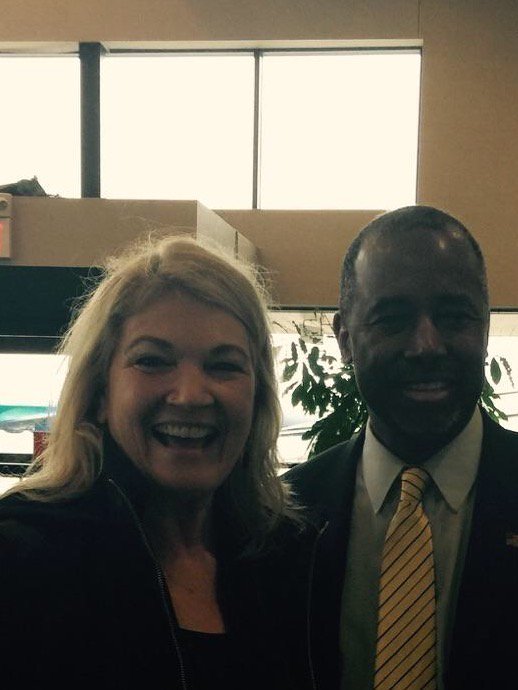 Just met Ben Carson. Nice man. Needs a better handshake though. Not operating anymore gotta get that move down.