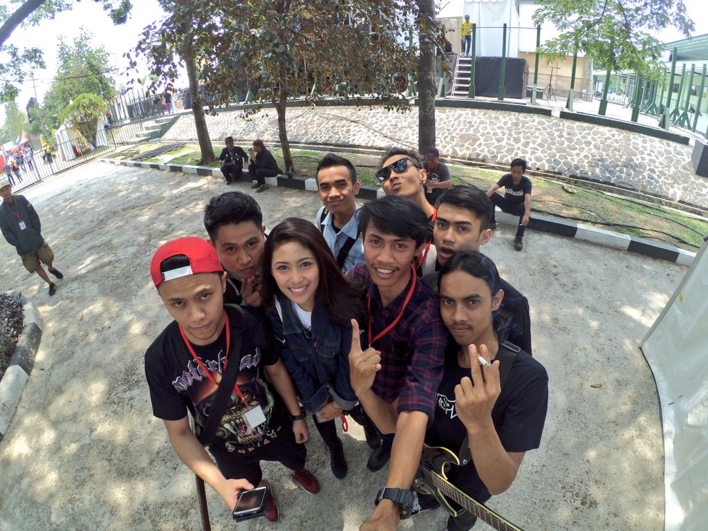 At Backstage KICKFEST2015 BANDUNG

#LATEPOST