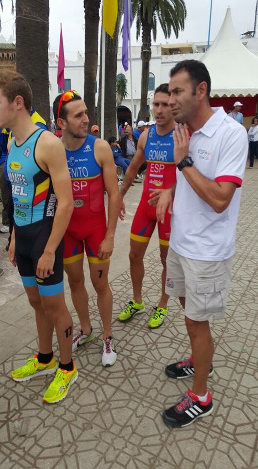 Triatlonlarache's tweet photo. #TRIATHLONLARACHE #ATU #SPRINT #AFRICANCUP #MOROCCO #24OCT2015 🇲🇦🇲🇦🇲🇦🇲🇦 https://t.co/LwHk1r23hr