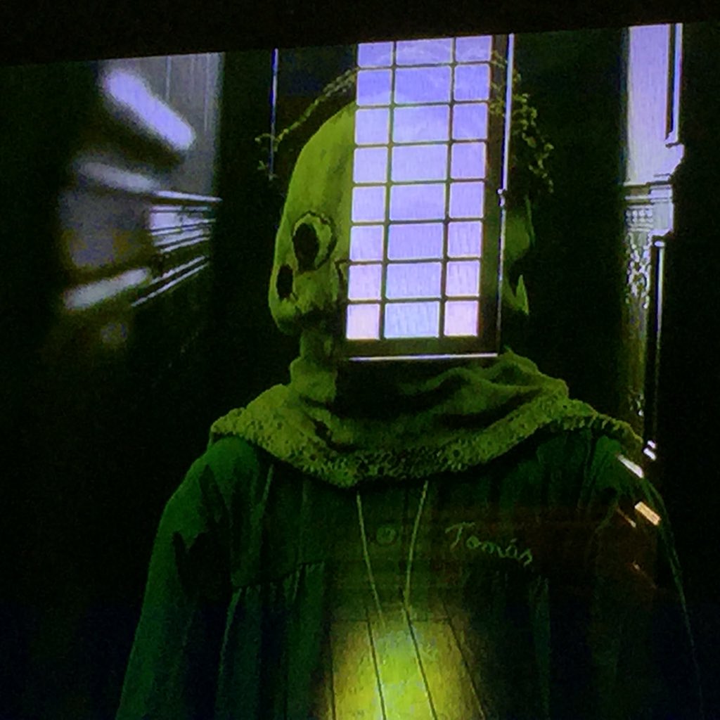 APPLESToNEPiX's tweet photo. ..#DeepDarkSecret
🔑
🐚
<#SpookyStreambinge<🎃>#TheOrphanage>
#CreepyChild #mask #BagHead
#4= #overlay: #Tomás/#window🔲 https://t.co/fTssxmTdeF