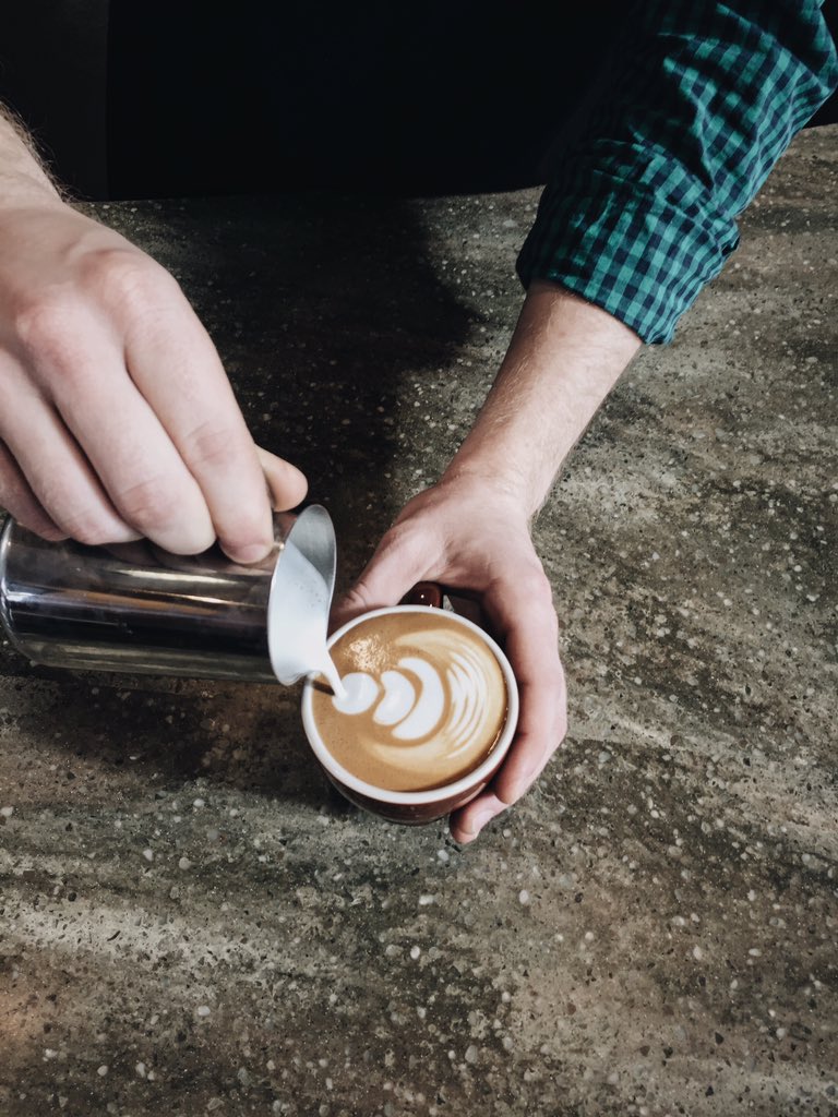 BroadwayCoffee's tweet photo. Espresso + milk

Cheers to Sunday https://t.co/E4oSxzhlpb