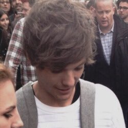 I-I'm Louis.. I need retweets please? T-thank you