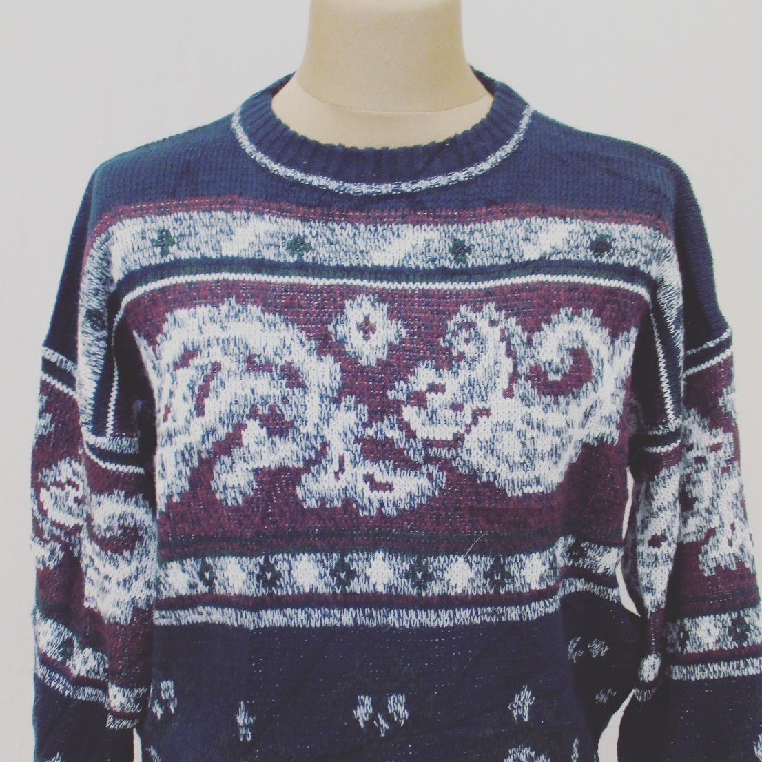 HOWLRETRO's tweet photo. #1990s #90s #crazyprint #crazypattern #grunge #hiphop #mens #jumper #sweater

 https://t.co/WjhL2RYuGh

#90sfashion https://t.co/i0ZSW1m2PA