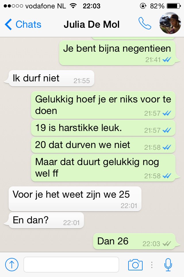 TheEvaLinde's tweet photo. Pure hedendaagse poëzie https://t.co/Fbm2iQv2WC
