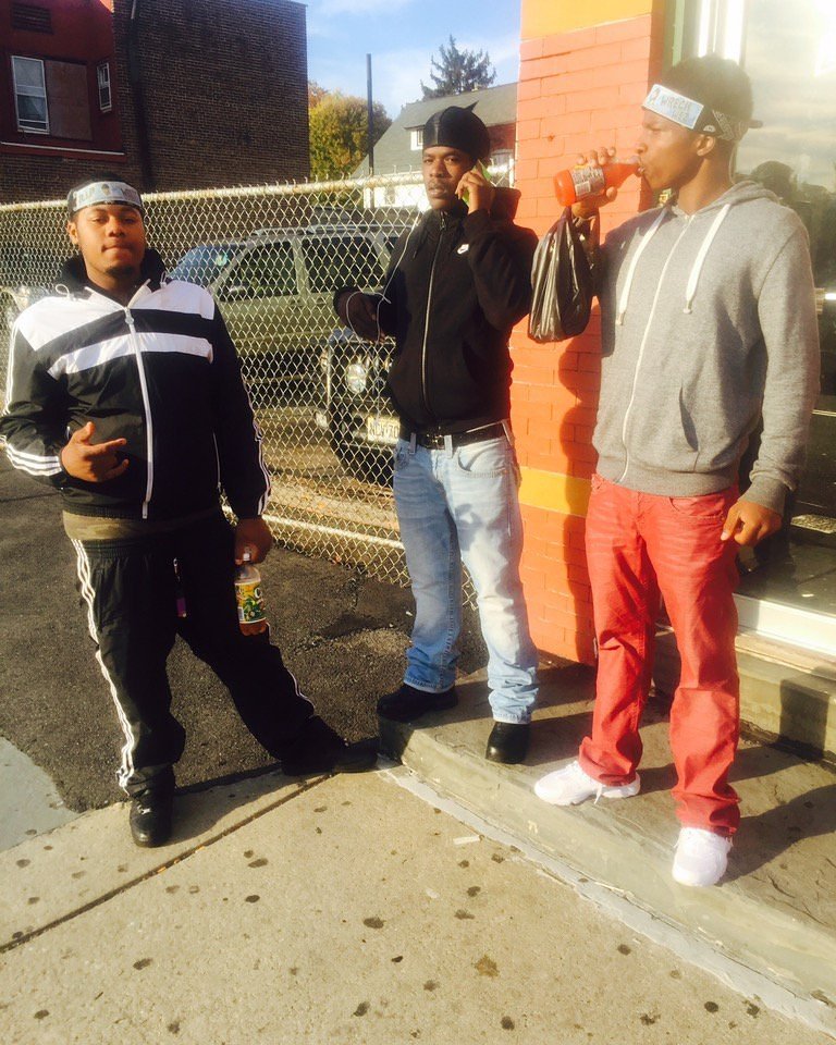 Mir_JordanBlock's tweet photo. Bitch We Luv Dat Corner💯🎩 #OHF #HG https://t.co/1CNG61eViE