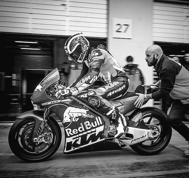 Motorcycle Archive tweet media