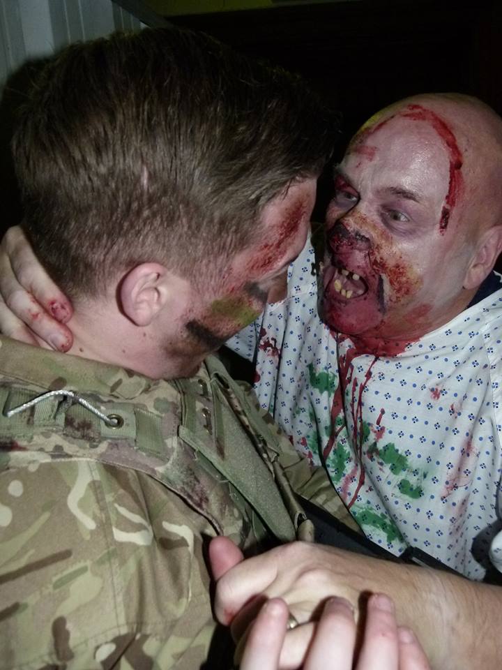 HinchingbrookeHorror tweet media