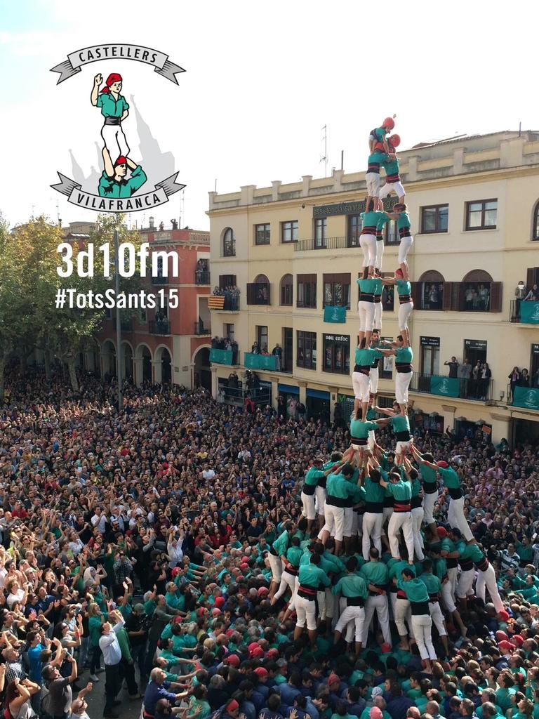 MarcSerra21's tweet photo. Enhorabona @Verds, per aconseguir la millor actuació de la història!
#brutal
#TotsSants15
#castellers https://t.co/8l7NJbZ1jP