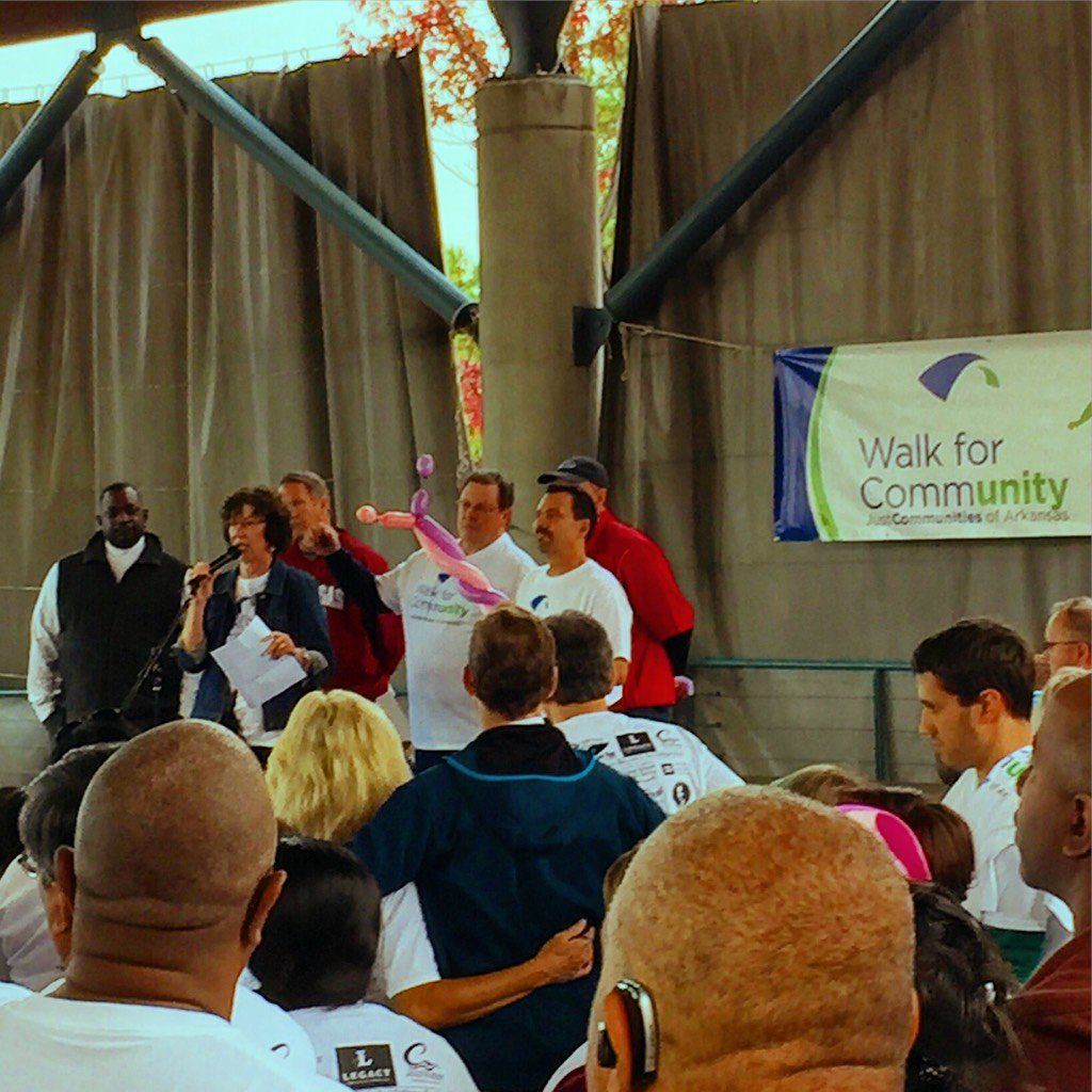 ynpnLR's tweet photo. Great turn out at @justcommunities #WalkForCommUNITY https://t.co/X2Hgd9vF28