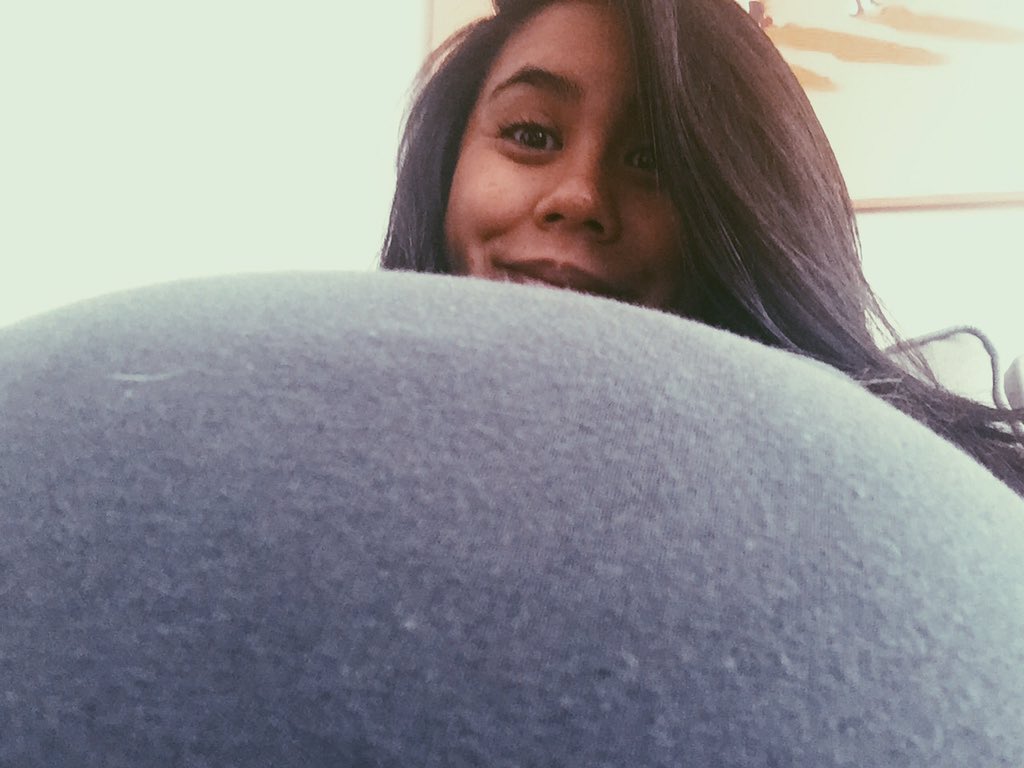 berncoh's tweet photo. Hot air balloon status. #39weekstomorrow https://t.co/NZ54f3yosH